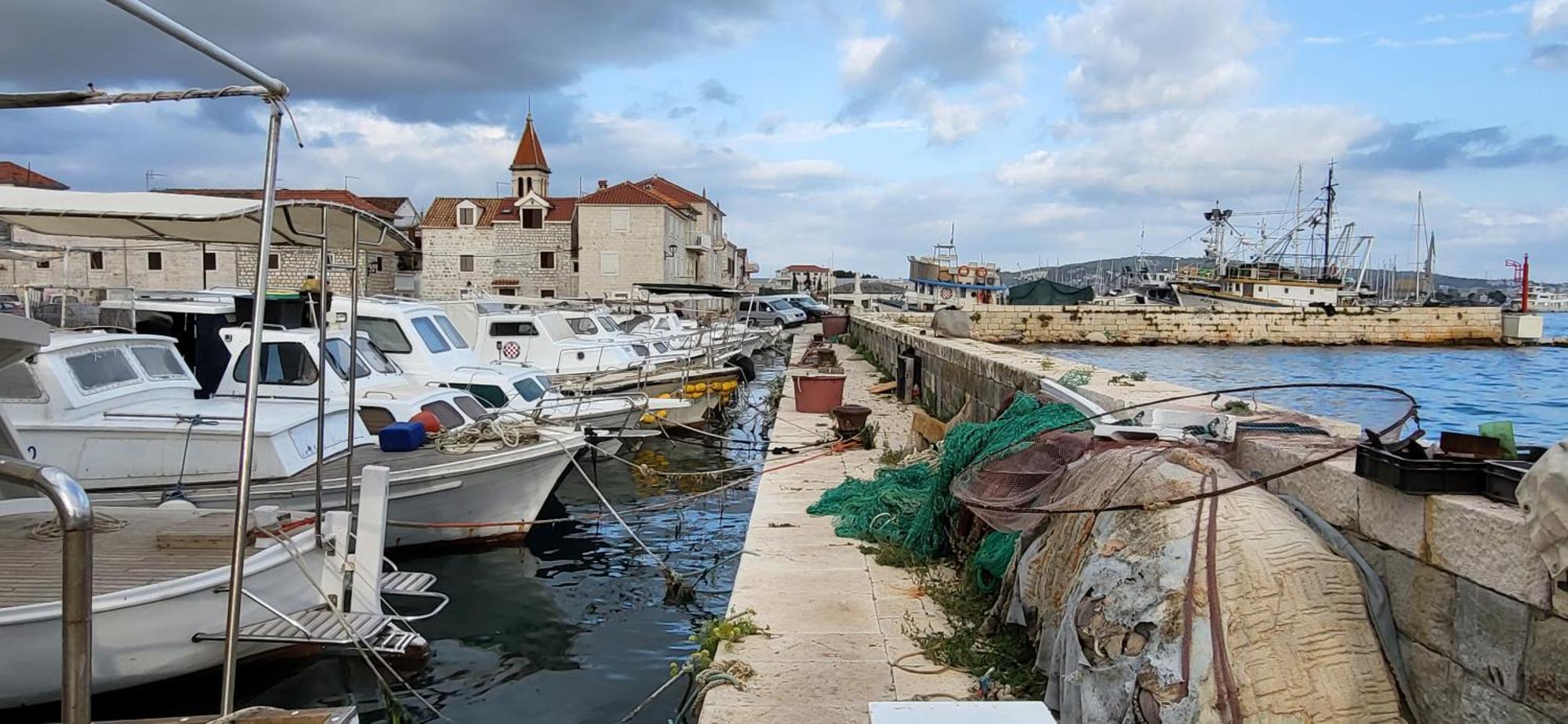 Apartments Infinitas Τρογκίρ Εξωτερικό φωτογραφία
