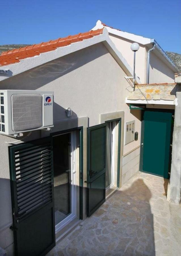 Apartments Infinitas Τρογκίρ Εξωτερικό φωτογραφία